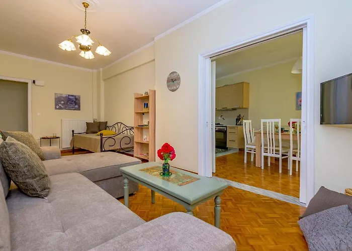 Athanasia\'S Central Home